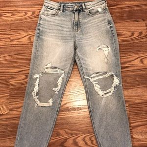 American Eagle Stretch Mom Jeans